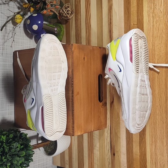 Nike Air Max Bolt AMD, White Indigo burst pink Blast, Daily Casual Sneakers - Picture 4 of 6